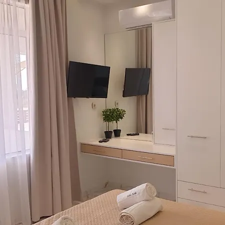 Irida Apartament Sarti