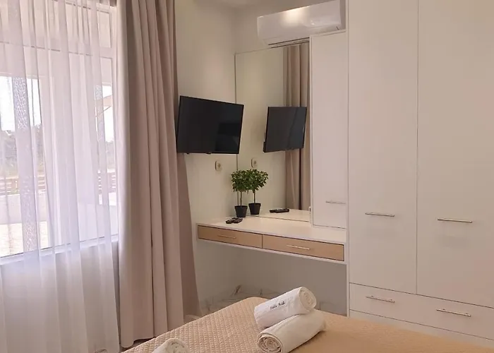 Irida Appartement Sarti