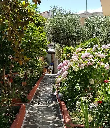 Irida Appartement Sarti